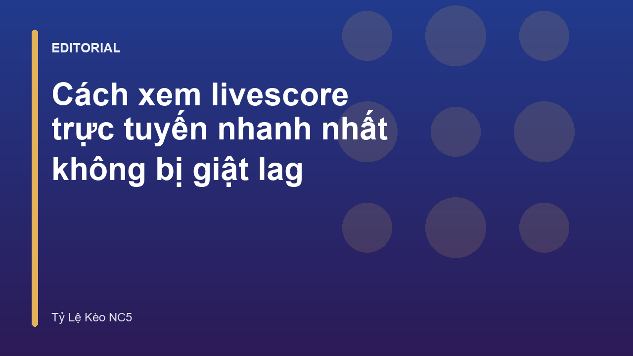 Người hâm mộ theo dõi livescore bóng đá trên điện thoại